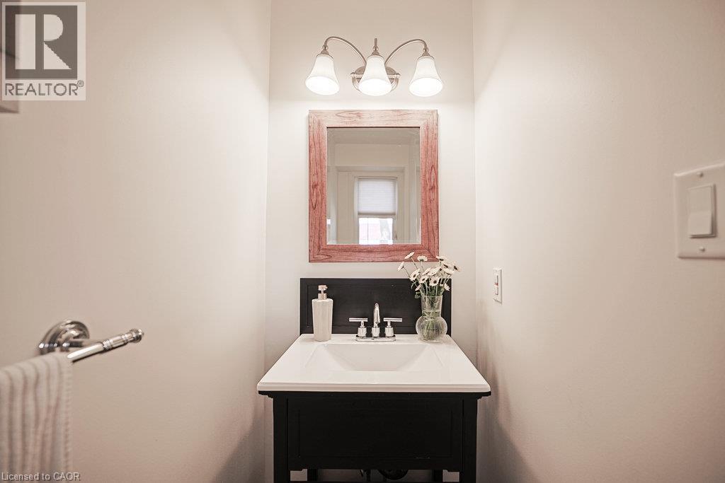 523 Beechwood Drive Unit# 15, Waterloo, Ontario  N2T 2G7 - Photo 12 - 40853661