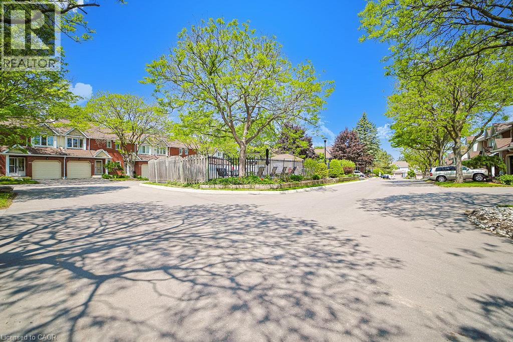 523 Beechwood Drive Unit# 15, Waterloo, Ontario  N2T 2G7 - Photo 28 - 40853661