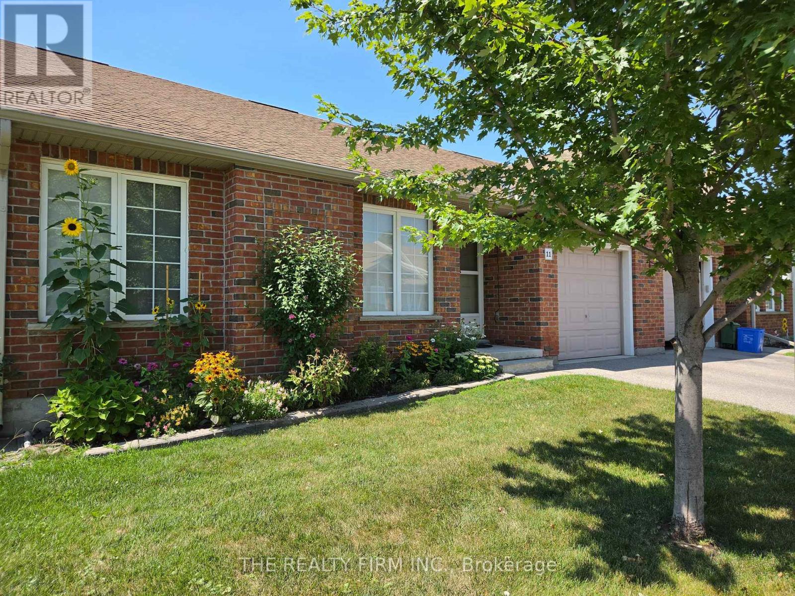 11 - 100 Stroud Crescent, London South, Ontario  N6E 4A1 - Photo 2 - X13525186