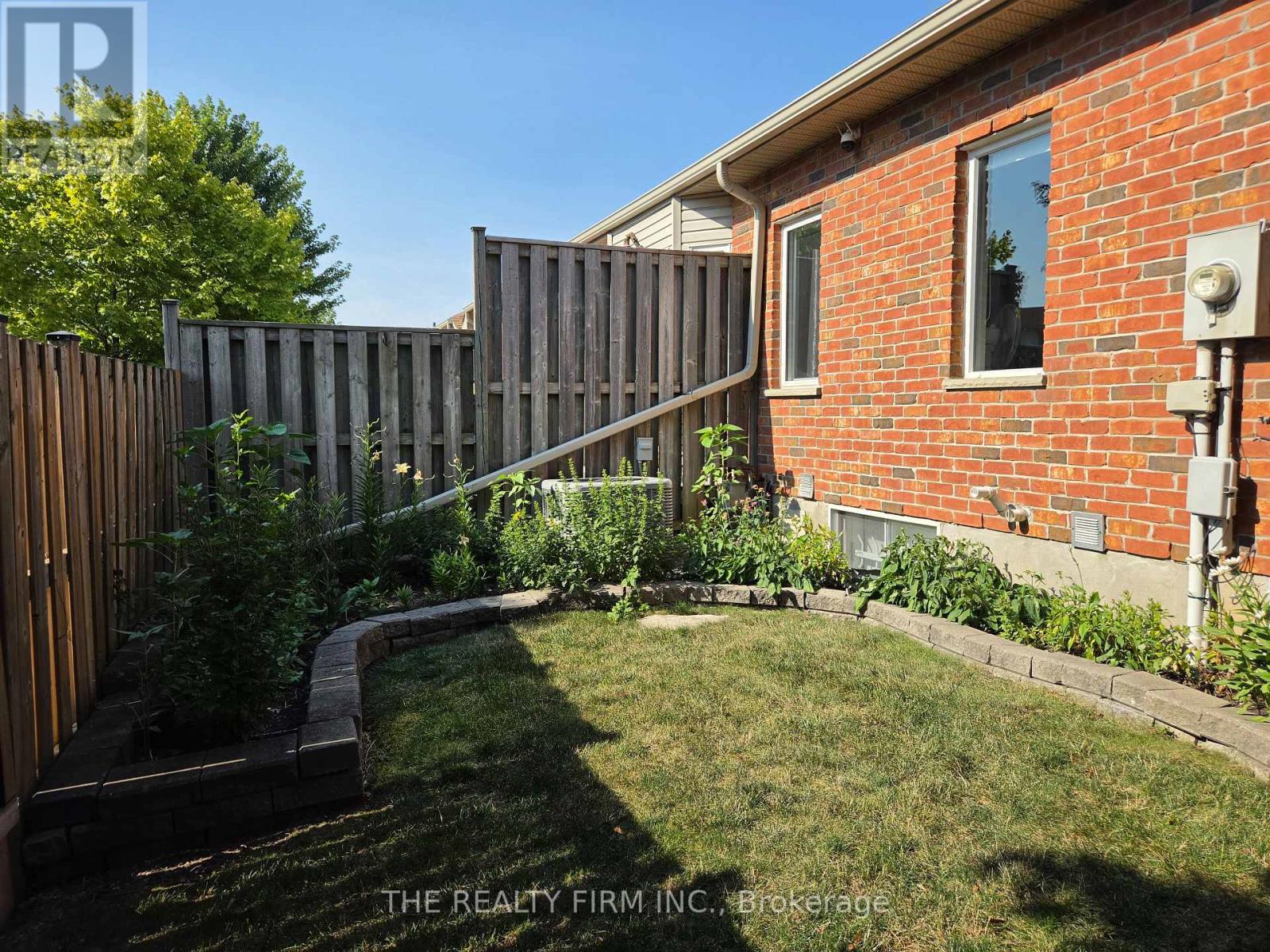 11 - 100 Stroud Crescent, London South, Ontario  N6E 4A1 - Photo 30 - X13525186