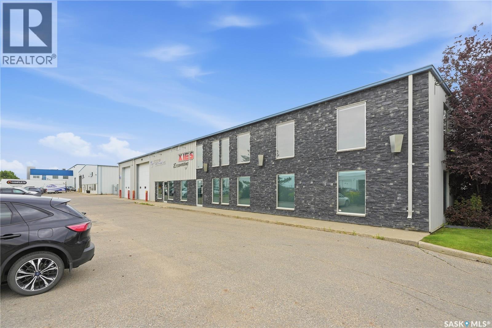 3302 Faithfull Avenue, Saskatoon, Saskatchewan  S7K 8H1 - Photo 2 - SK044554
