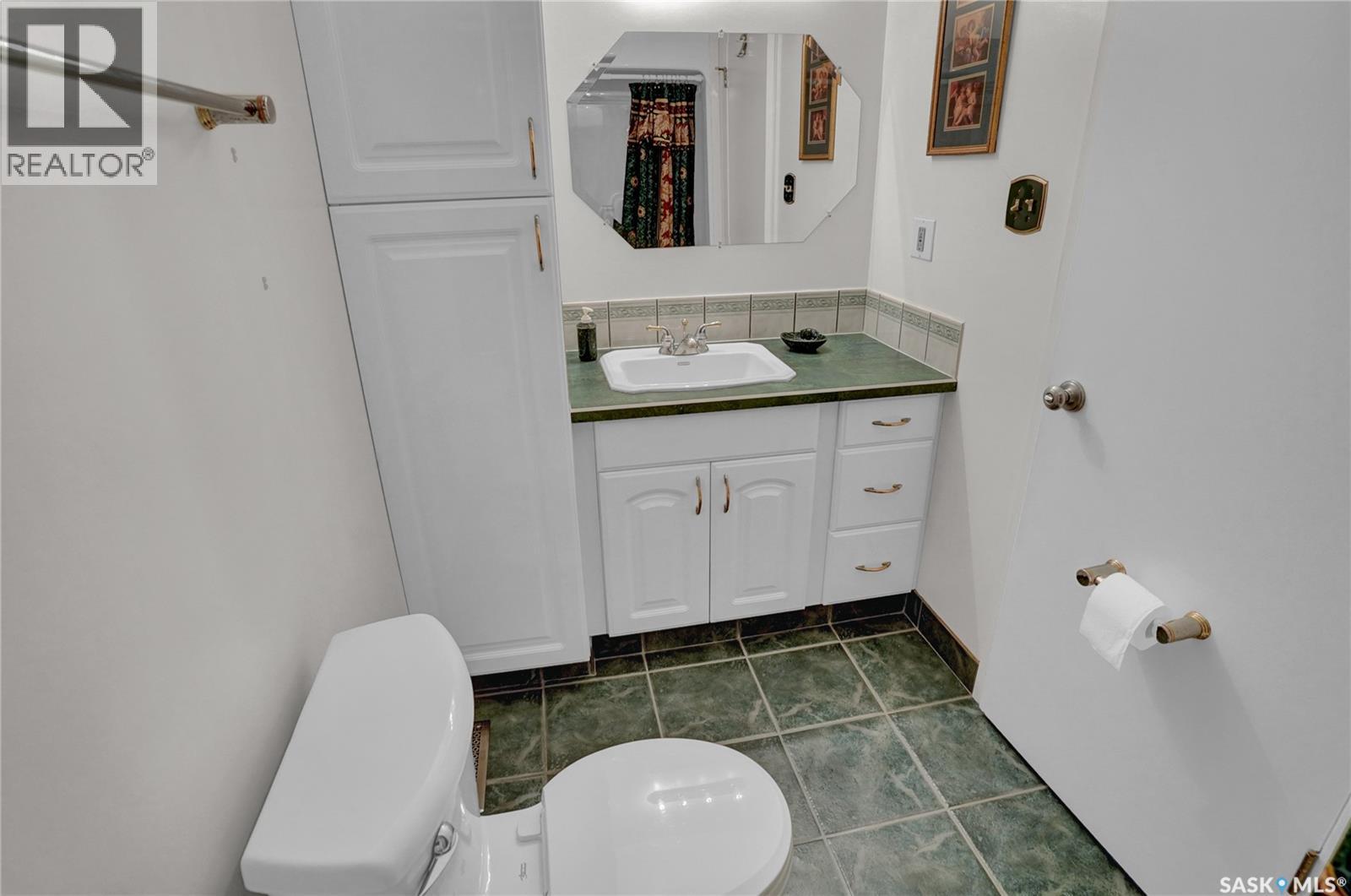 6015 7th Avenue N, Regina, Saskatchewan  S4T 6X2 - Photo 18 - SK044393