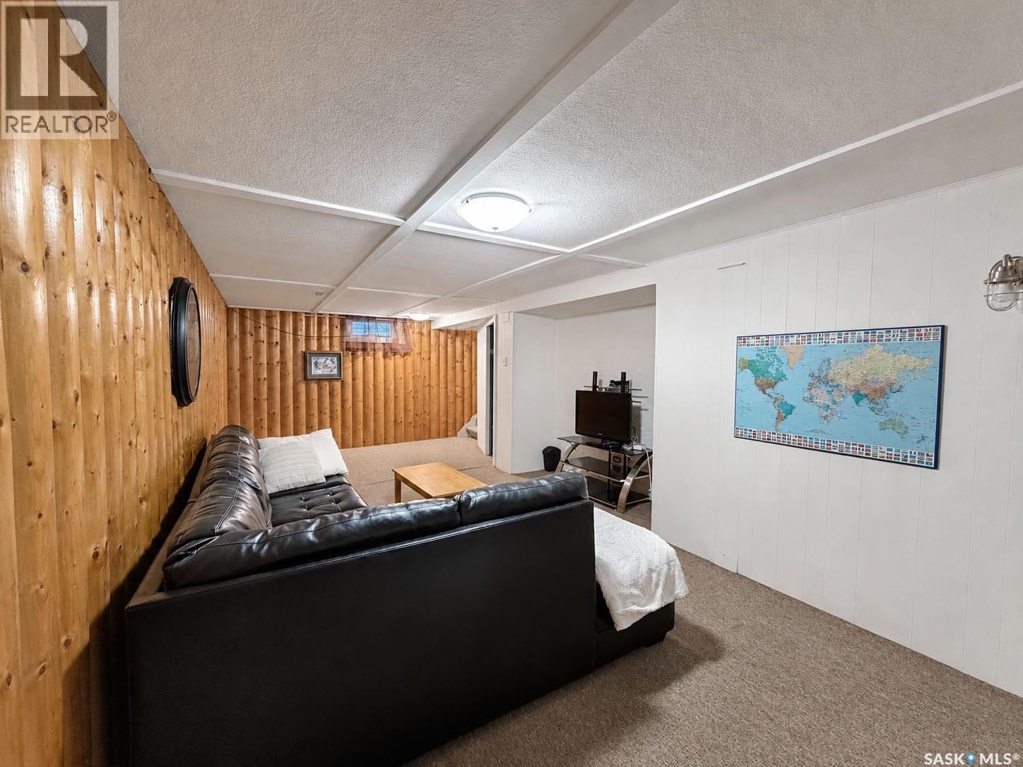 984 Bradshaw Place, Prince Albert, Saskatchewan  S6V 2P4 - Photo 14 - SK044226