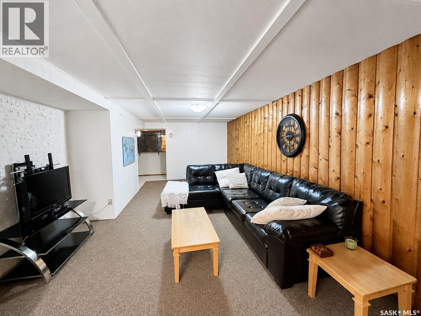 984 Bradshaw Place, Prince Albert, Saskatchewan  S6V 2P4 - Photo 15 - SK044226