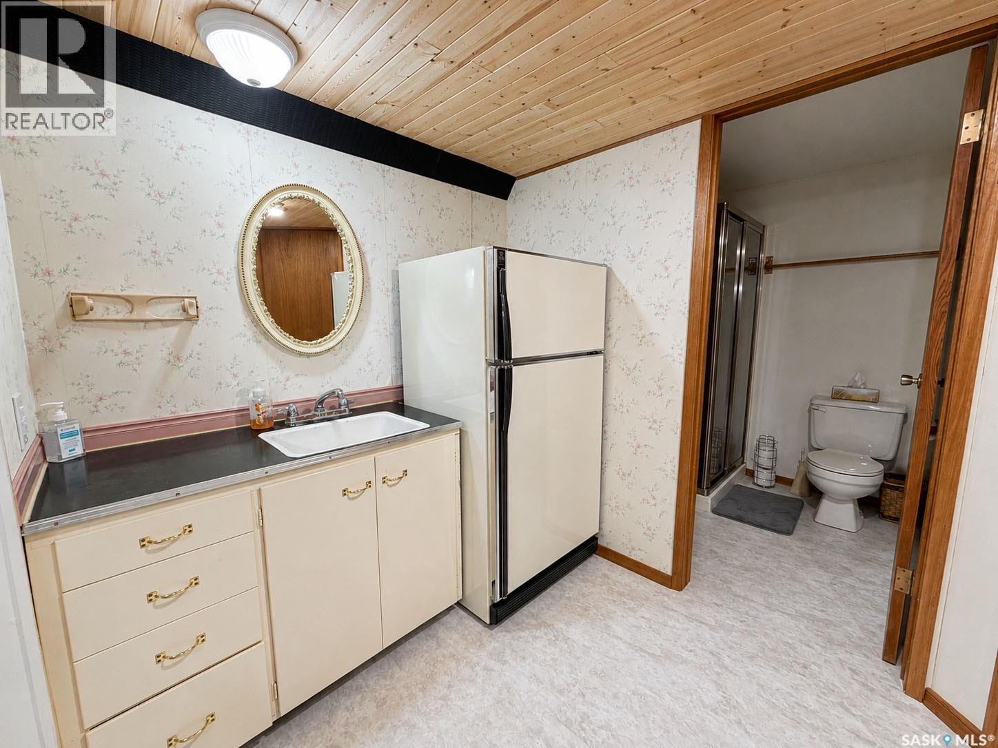 984 Bradshaw Place, Prince Albert, Saskatchewan  S6V 2P4 - Photo 18 - SK044226