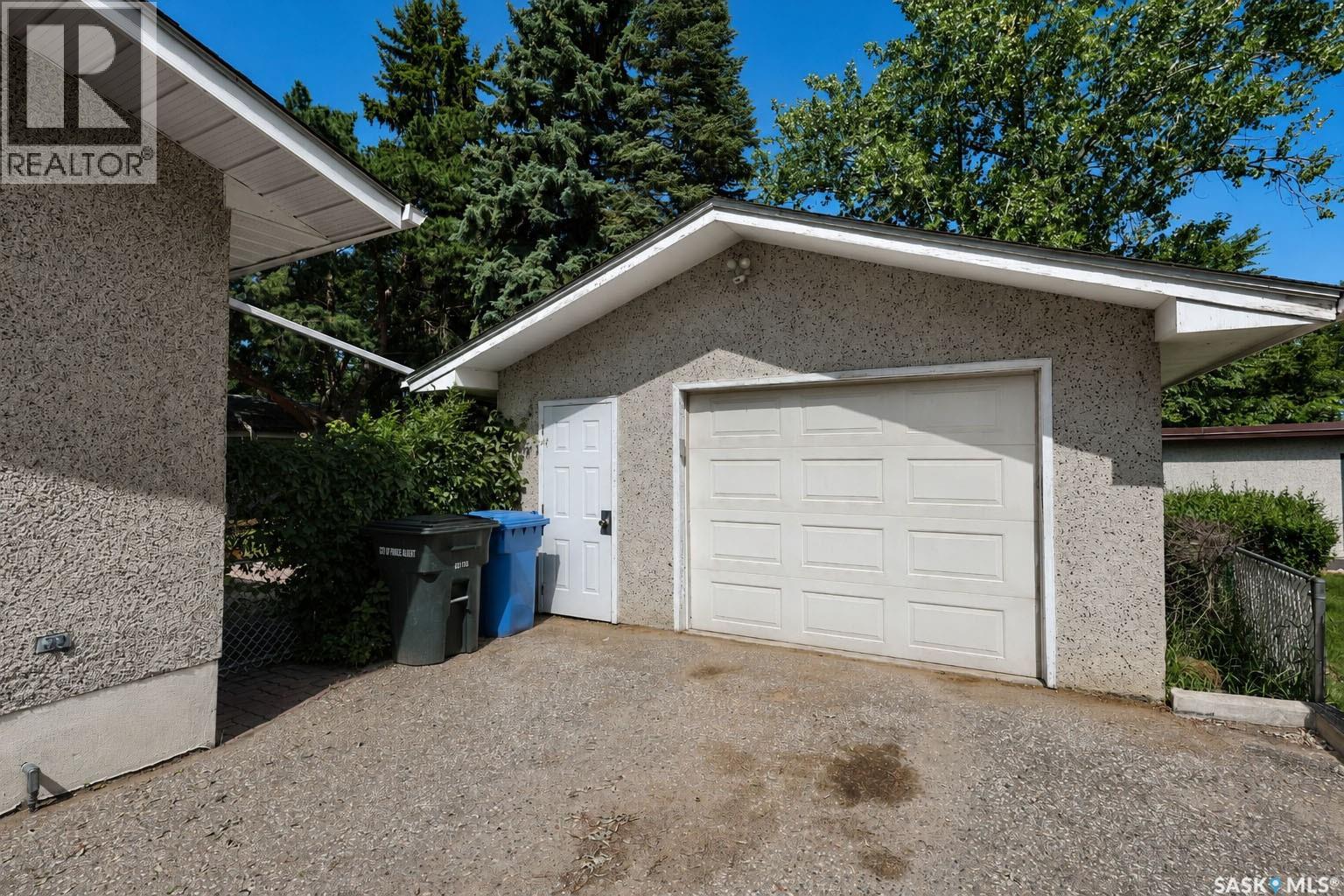 984 Bradshaw Place, Prince Albert, Saskatchewan  S6V 2P4 - Photo 33 - SK044226
