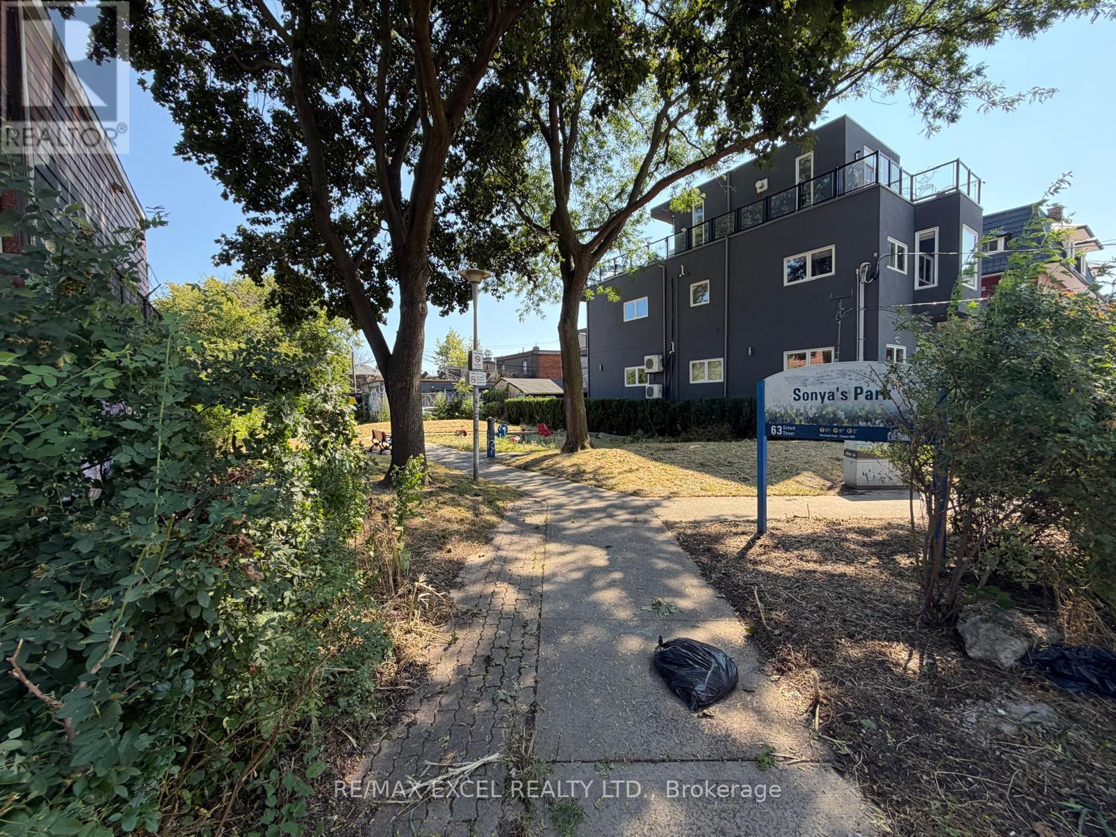 15 Oxford Street, Toronto, Ontario  M5T 1N8 - Photo 27 - C13640802