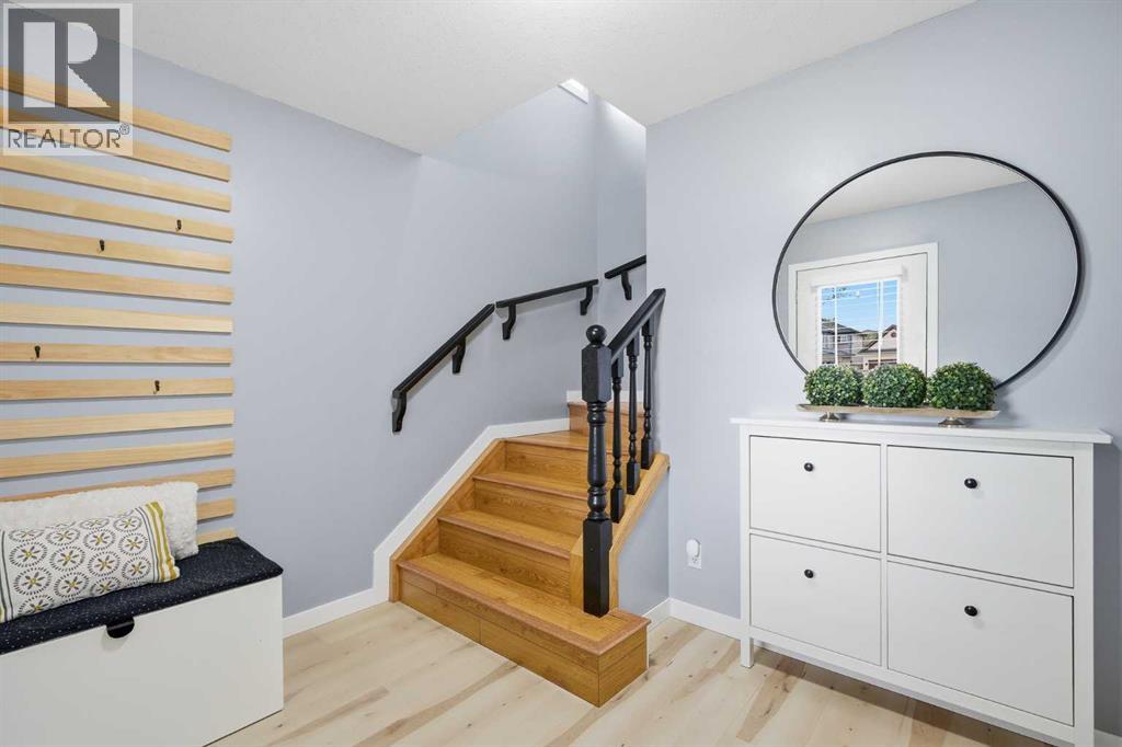 67 Kingsland Heights SE, Airdrie, Alberta  T4A 0A3 - Photo 3 - A2306342