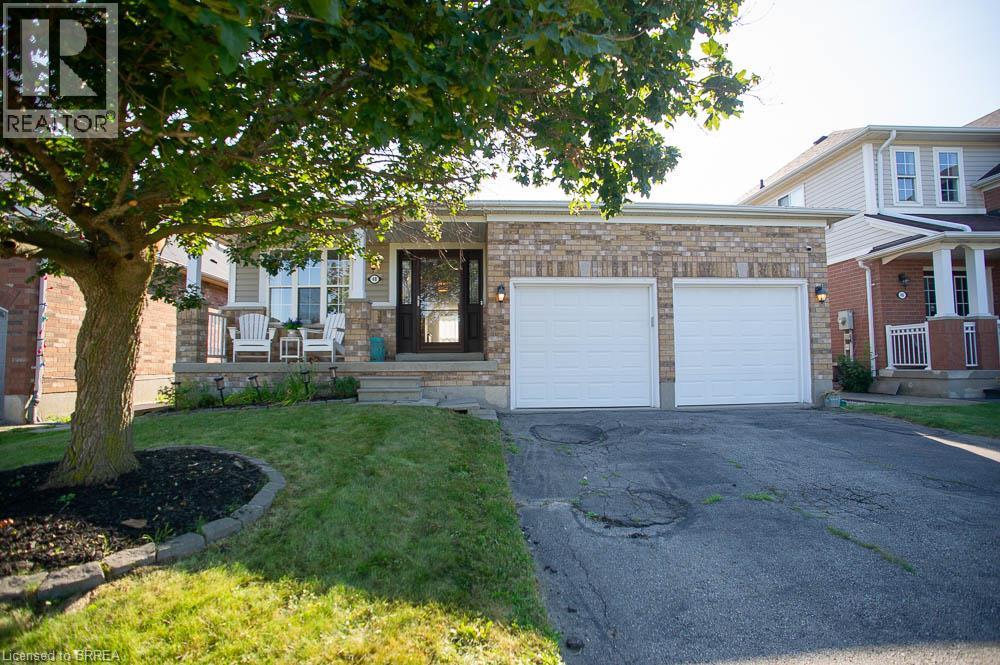 48 LOVELL Crescent, Brantford, Ontario