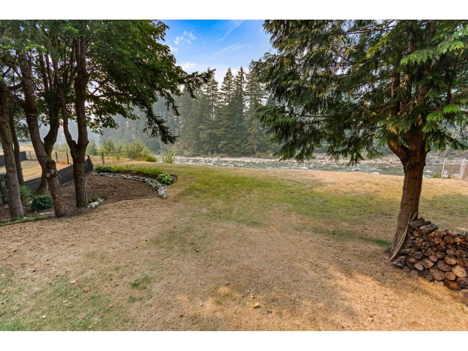 30 Robertson Crescent, Hope, Hope, British Columbia  V0X 1L4 - Photo 33 - R3106567