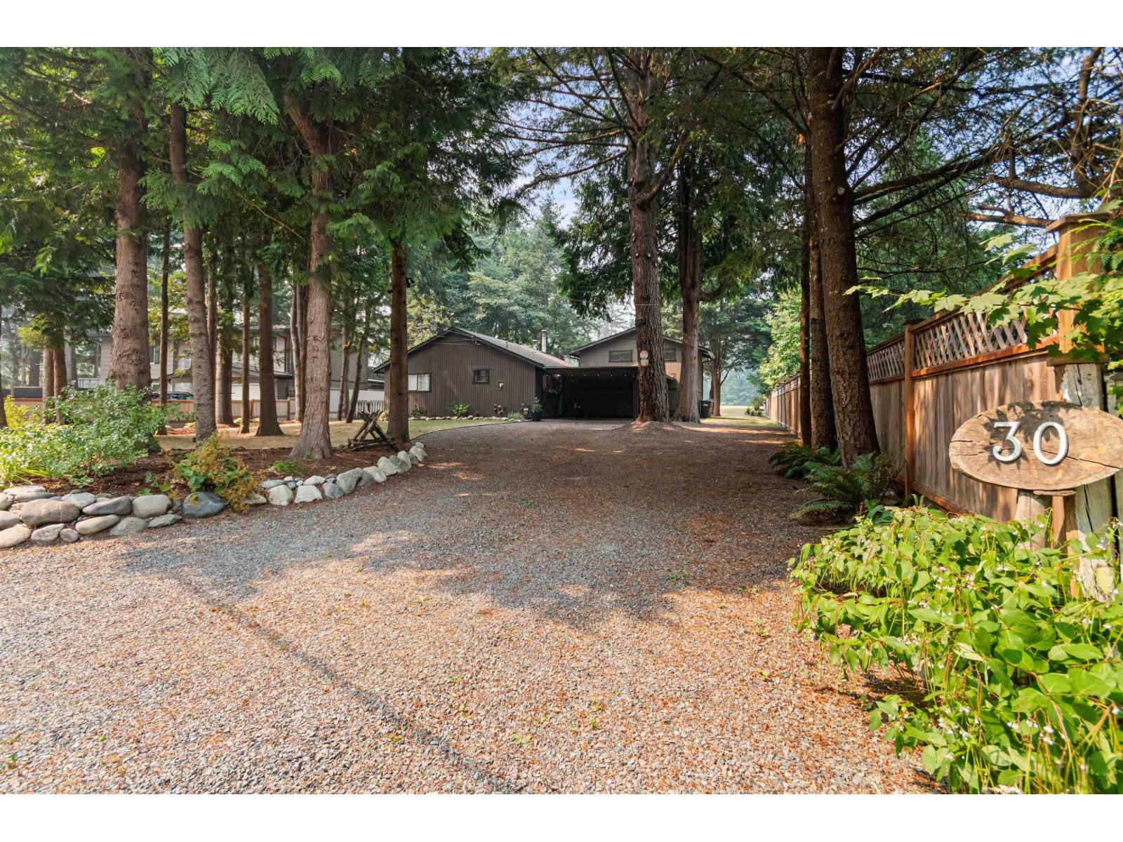30 Robertson Crescent, Hope, Hope, British Columbia  V0X 1L4 - Photo 30 - R3106567