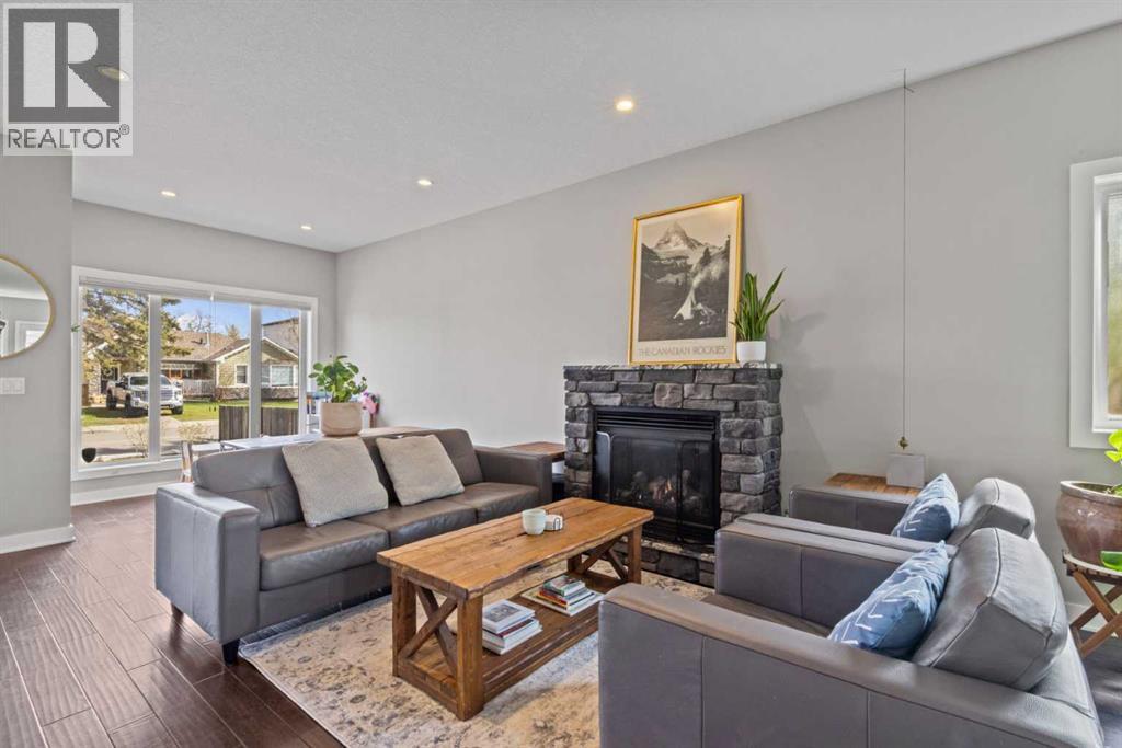 6417 34 Avenue NW, Calgary, Alberta  T3B 1M9 - Photo 5 - A2312997