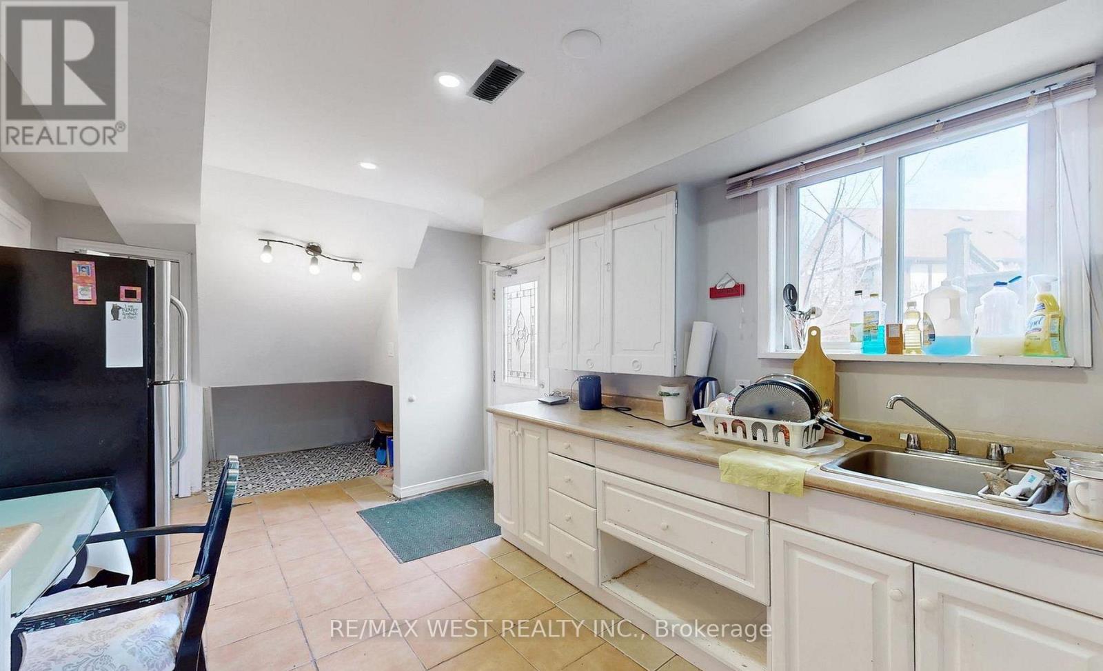 113 Kingswood Drive N, Brampton, Ontario  L6V 2X5 - Photo 36 - W13478214