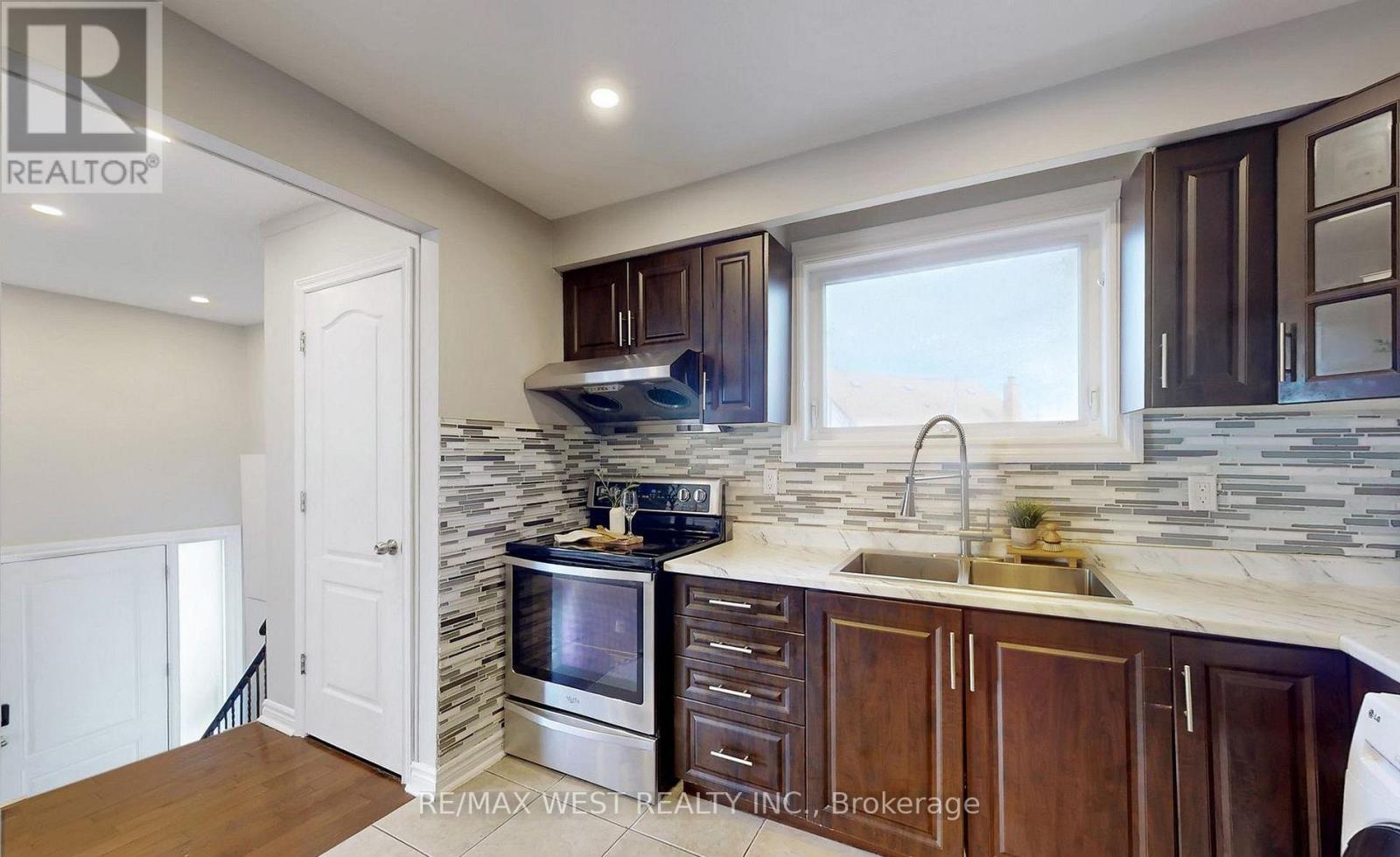 113 Kingswood Drive N, Brampton, Ontario  L6V 2X5 - Photo 14 - W13478214