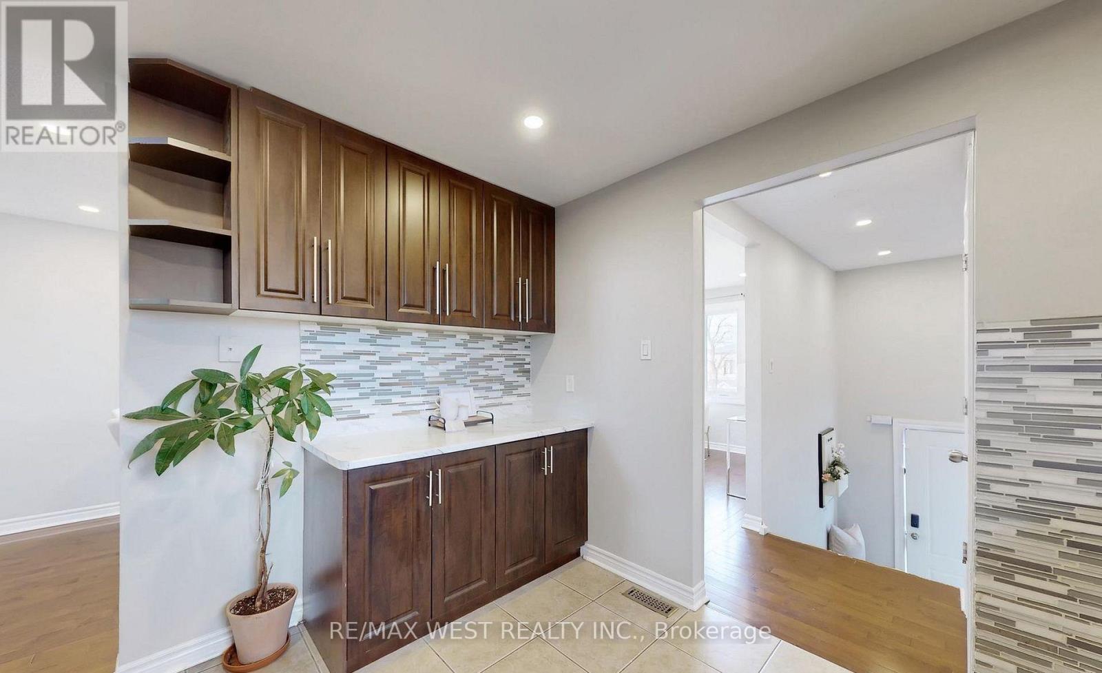113 Kingswood Drive N, Brampton, Ontario  L6V 2X5 - Photo 16 - W13478214