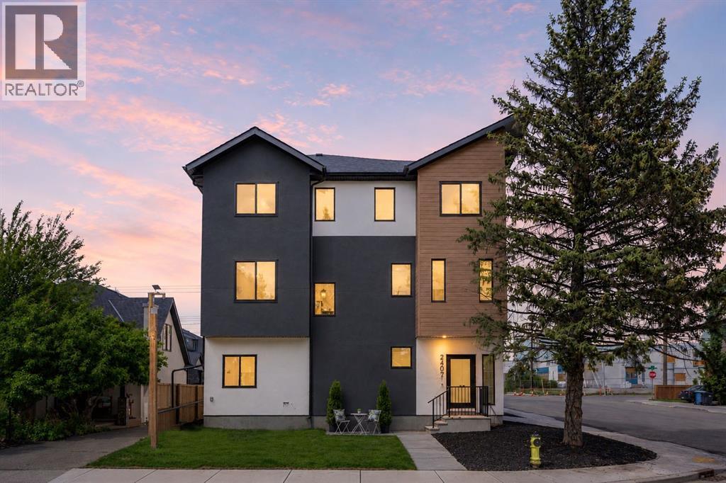 2402 Westmount Road NW, Calgary, Alberta