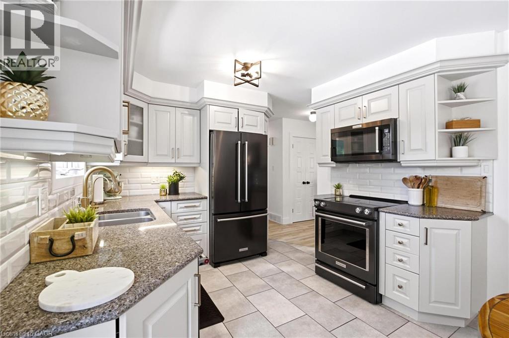 581 Glendene Crescent, Waterloo, Ontario  N2L 4P3 - Photo 12 - 40852826