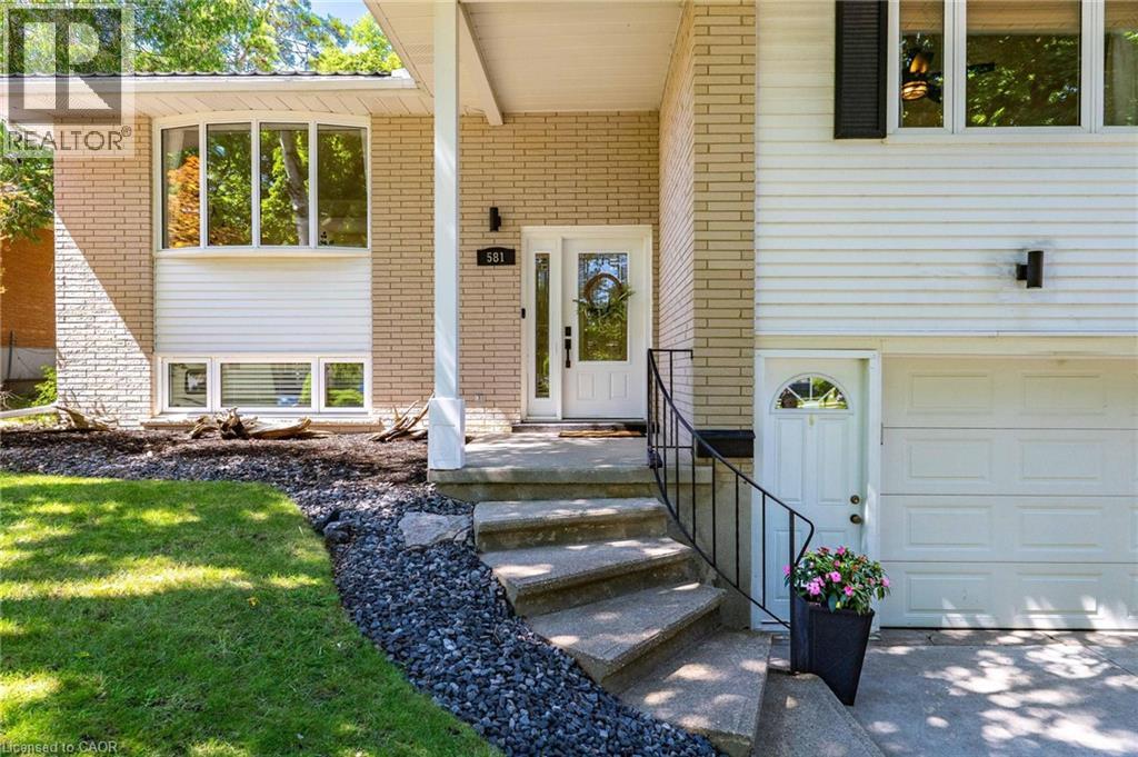 581 Glendene Crescent, Waterloo, Ontario  N2L 4P3 - Photo 4 - 40852826
