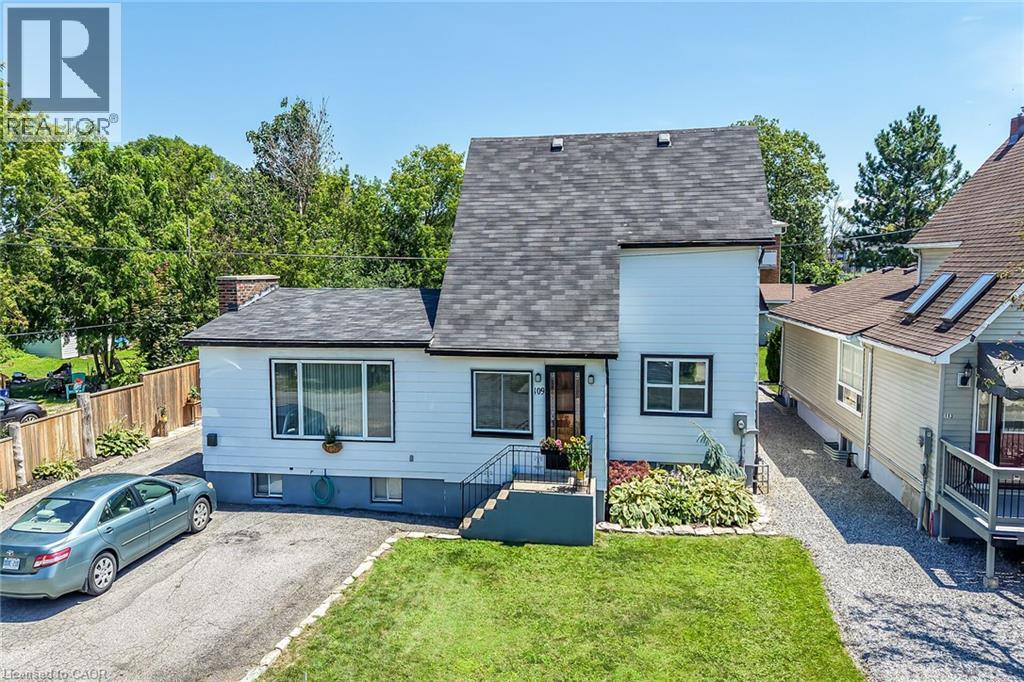109 Hodgkins Avenue, Thorold, Ontario  L2V 1M2 - Photo 3 - 40853206