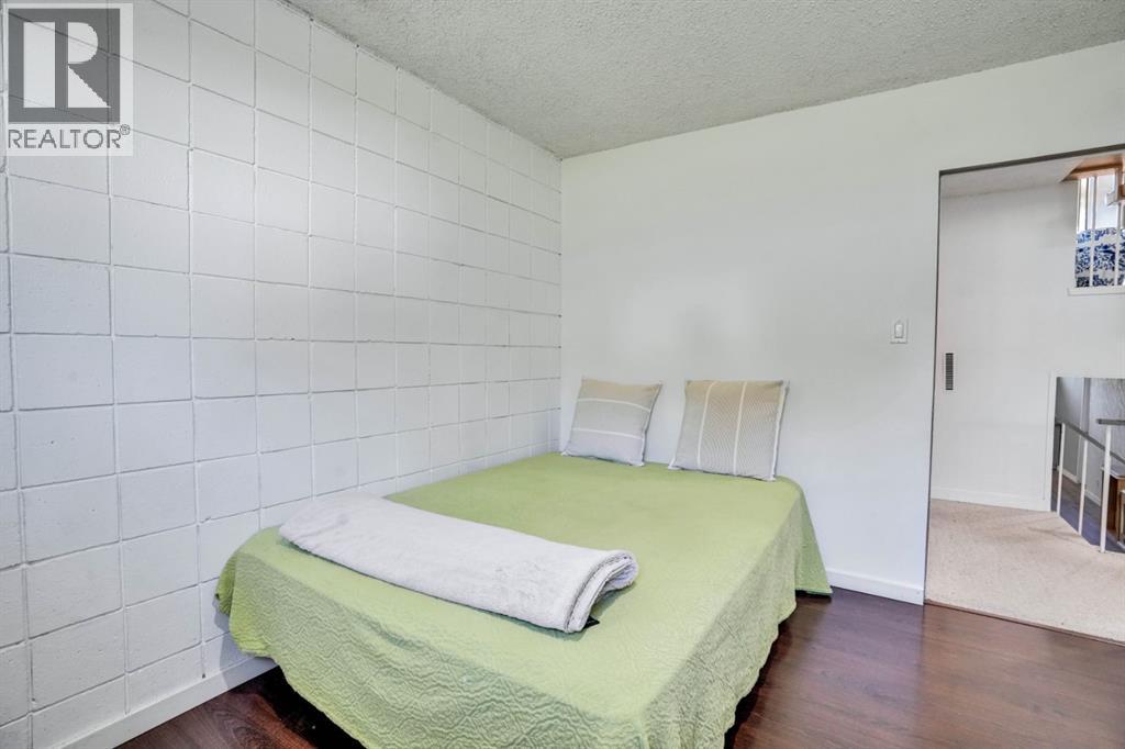116 Selkirk Drive SW, Calgary, Alberta  T2W 0M4 - Photo 12 - A2334609