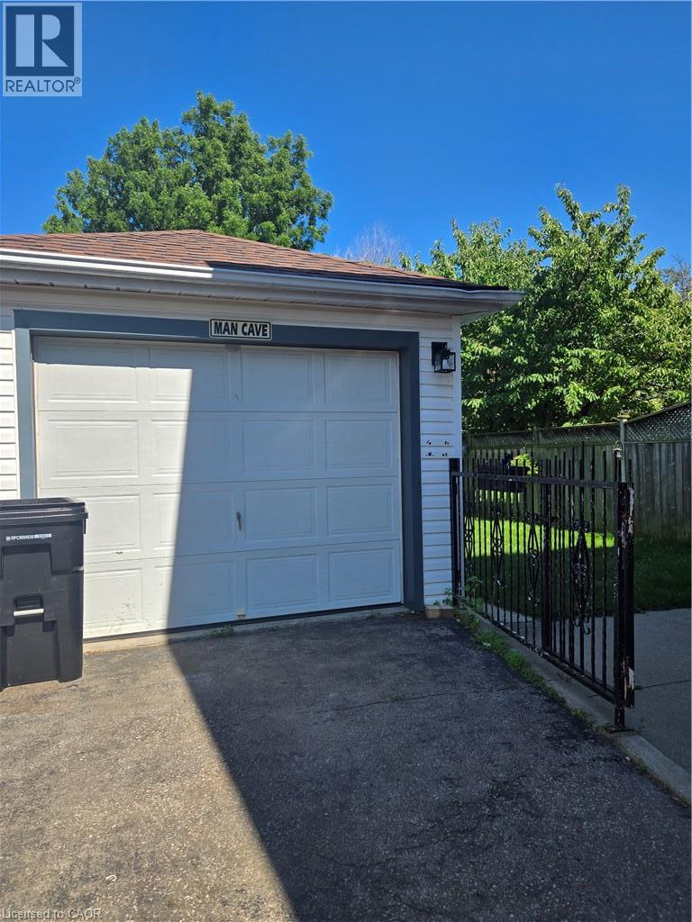 59 S Chalmers Street S, Cambridge, Ontario  N1R 6A5 - Photo 3 - 40853659