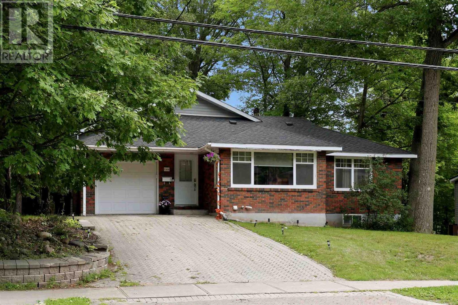 144 Shannon Rd, Sault Ste. Marie, Ontario P6A 4J7 - Photo 2 - SM262052