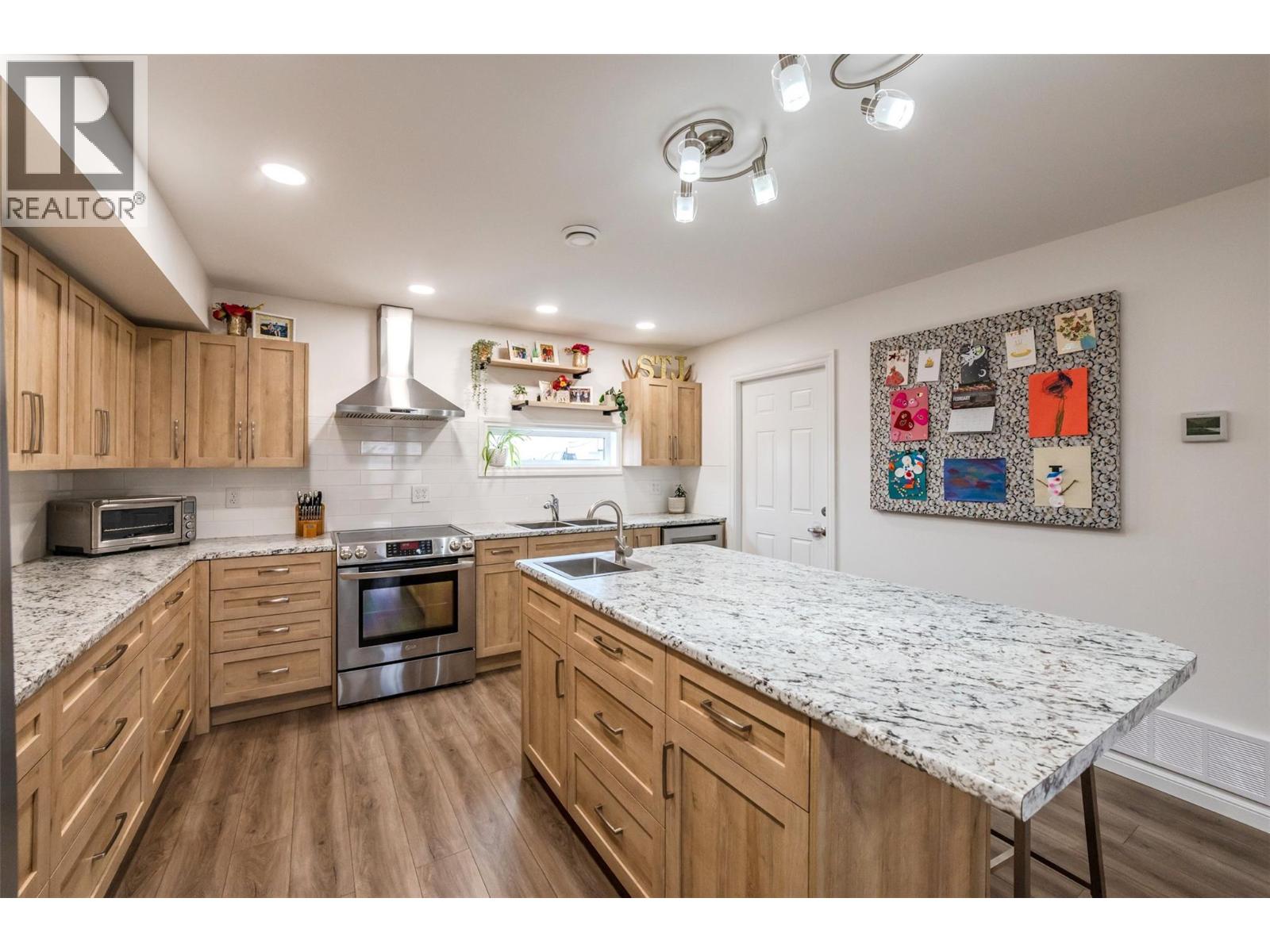 1969 Osprey Lane, Cawston, British Columbia  V0X 1C1 - Photo 4 - 10373257