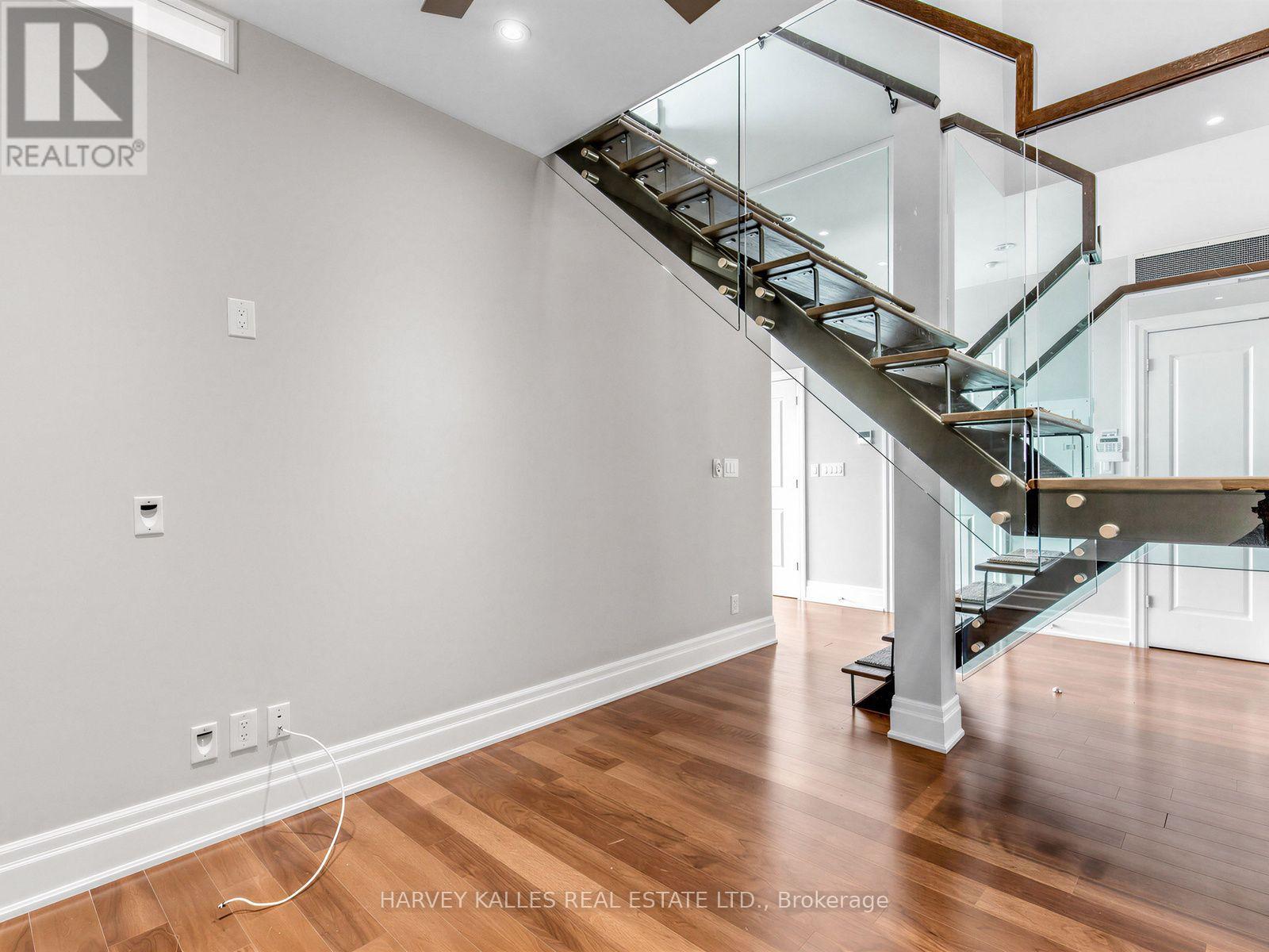 404 - 1 Rainsford Road, Toronto, Ontario  M4L 3N5 - Photo 16 - E13640806