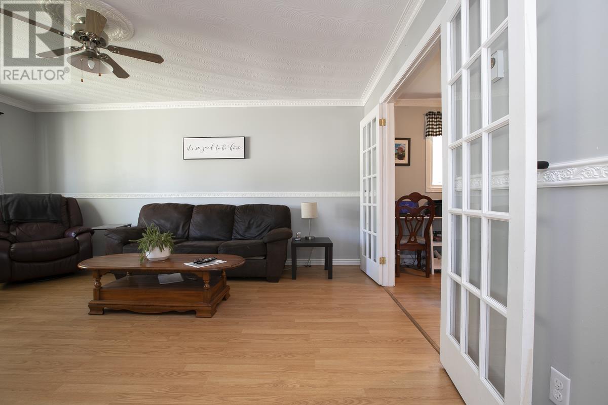 110 Country Club Pl, Sault Ste. Marie, Ontario P6A 6A3 - Photo 16 - SM262062