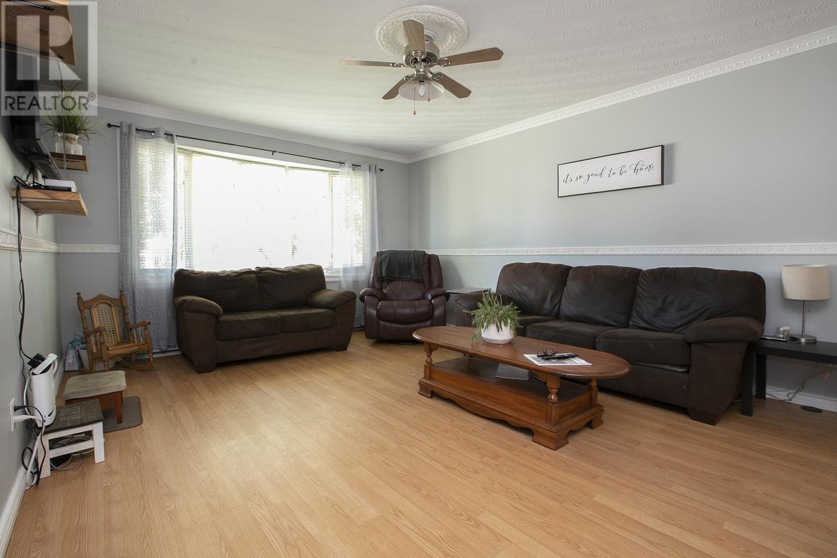 110 Country Club Pl, Sault Ste. Marie, Ontario P6A 6A3 - Photo 17 - SM262062