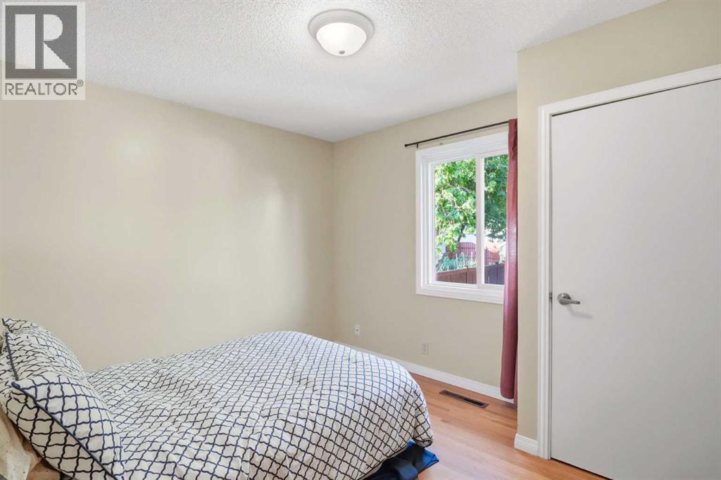 8335 34 Avenue NW, Calgary, Alberta  T3B 1R2 - Photo 11 - A2335007
