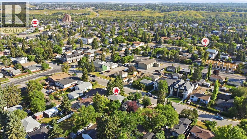 8335 34 Avenue NW, Calgary, Alberta  T3B 1R2 - Photo 4 - A2335007