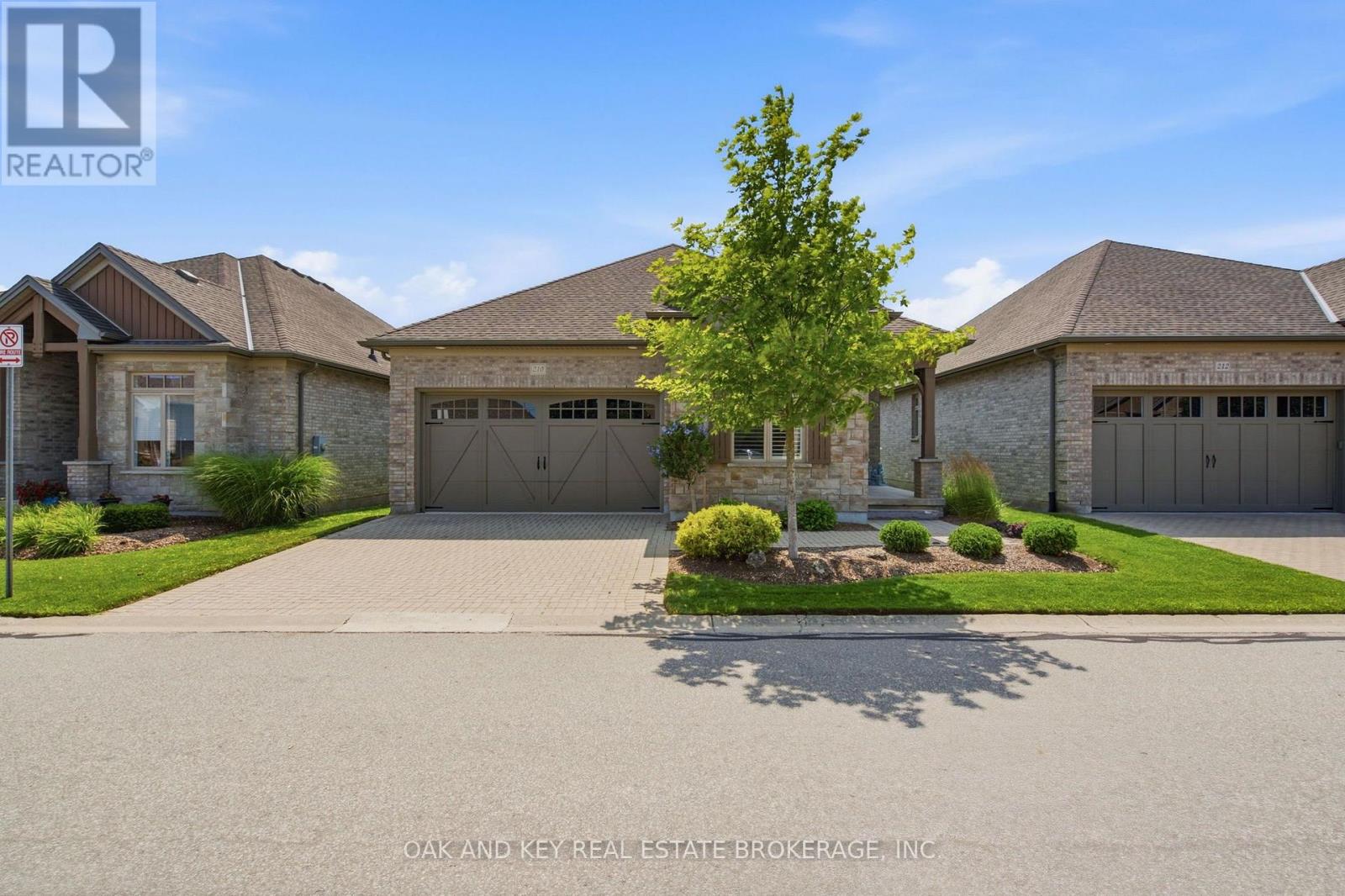 210 - 3278 Colonel Talbot Road, London South, Ontario  N6P 1H4 - Photo 3 - X13641888