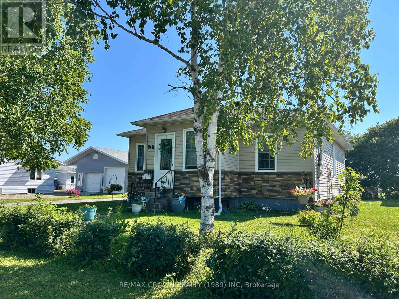 12 Erickson Avenue, Kapuskasing, Ontario  P5N 2K7 - Photo 2 - T13641894