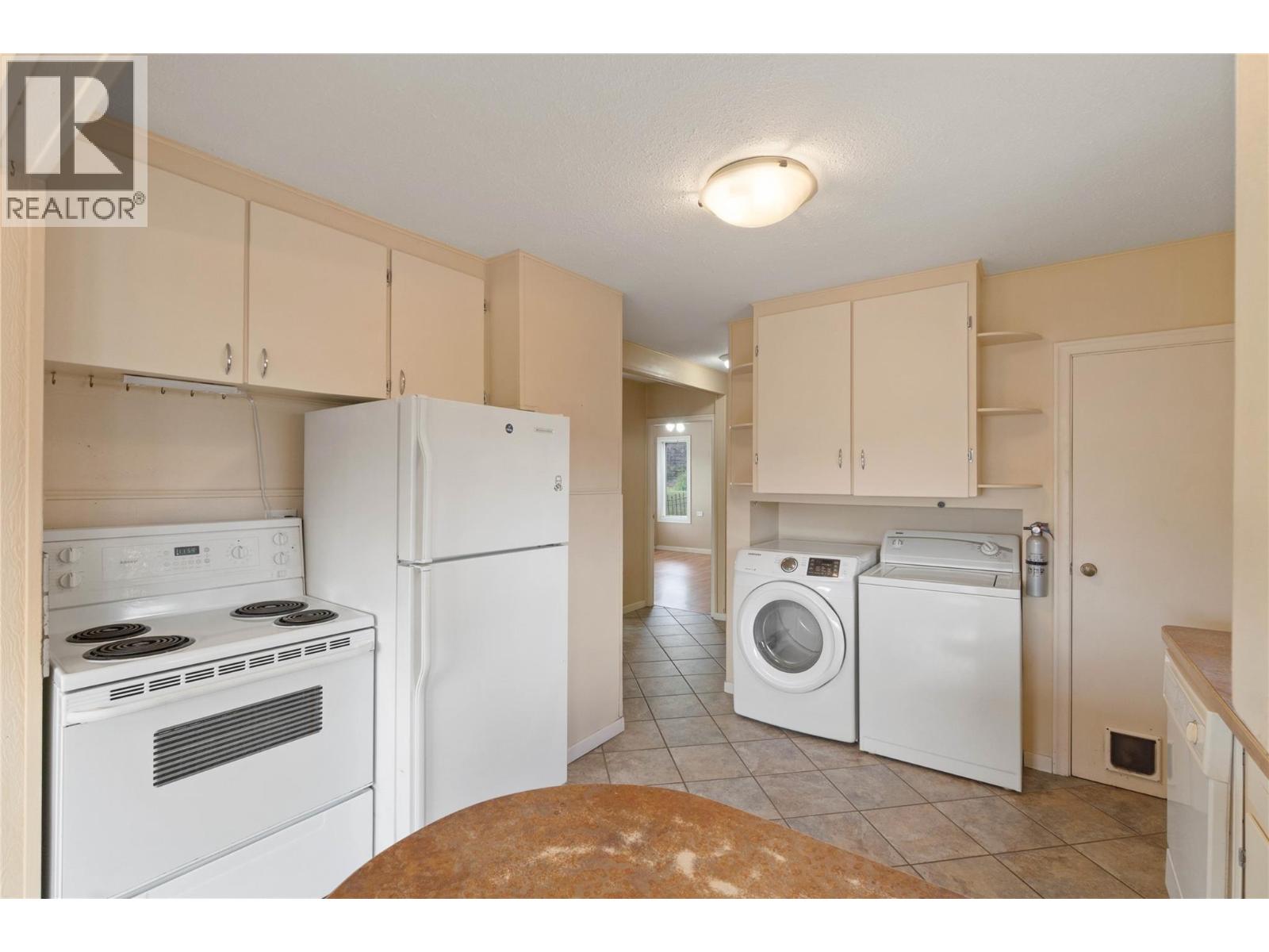 592 Munro Street, Kamloops, British Columbia  V2C 3E4 - Photo 10 - 10390455