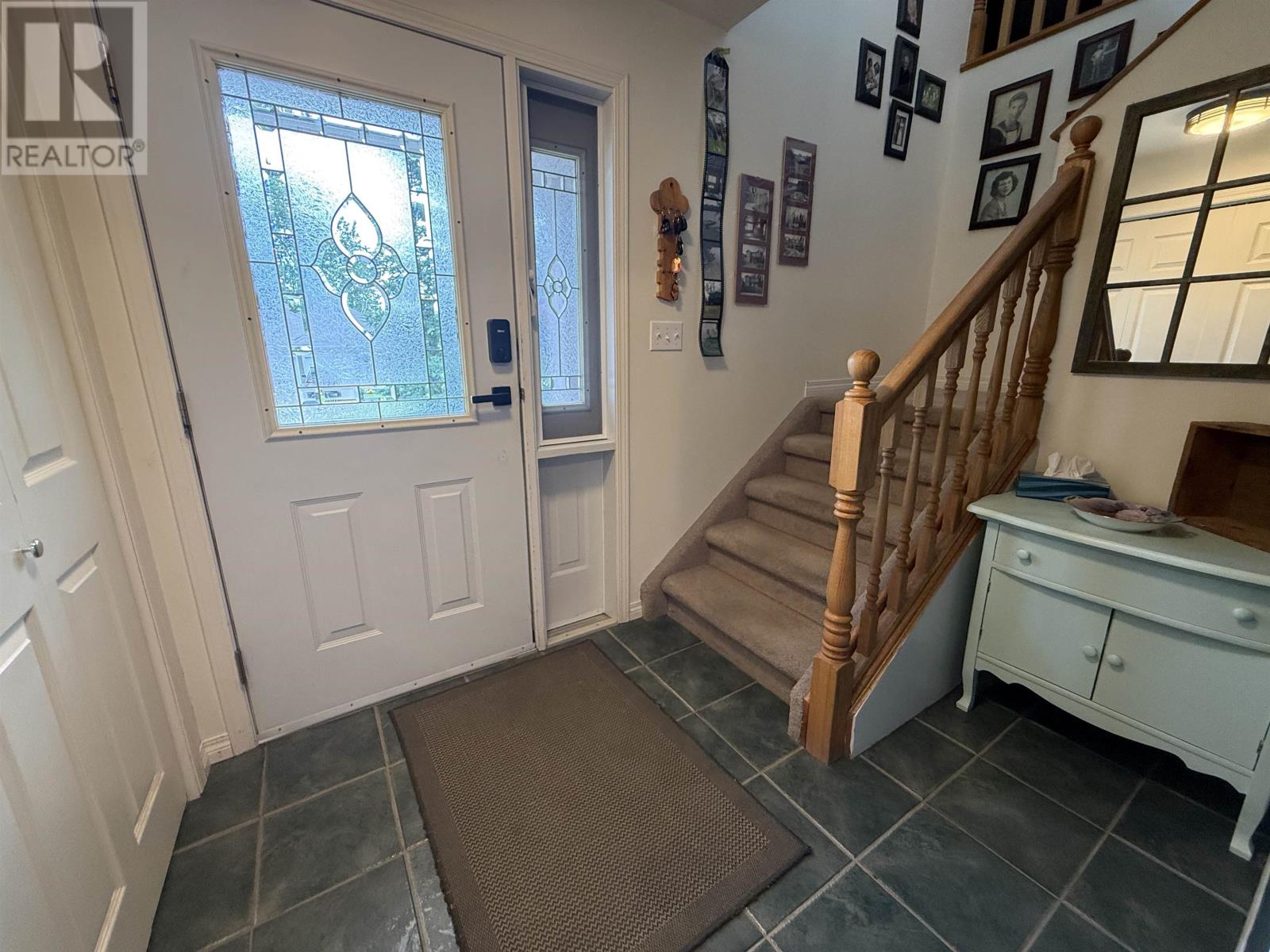 105 South Park Dr, Kenora, Ontario  P9N 4G1 - Photo 4 - TB2601965