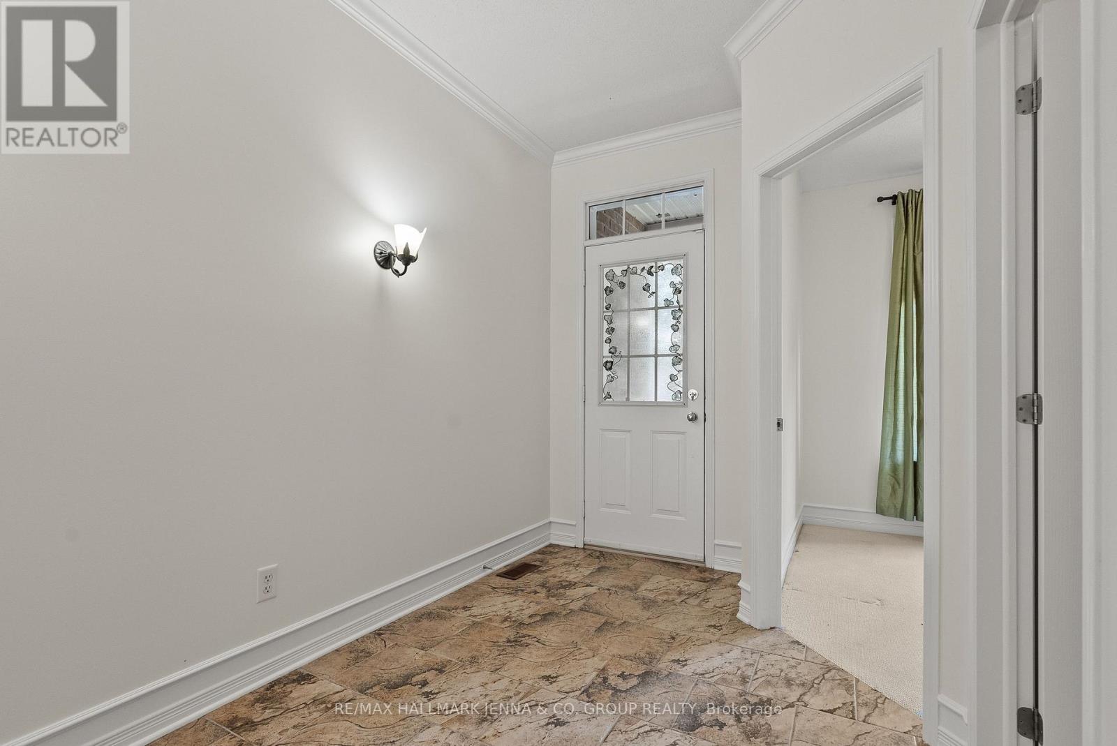 110 Heathercrest Private, Ottawa, Ontario  K2J 5E6 - Photo 3 - X13641846