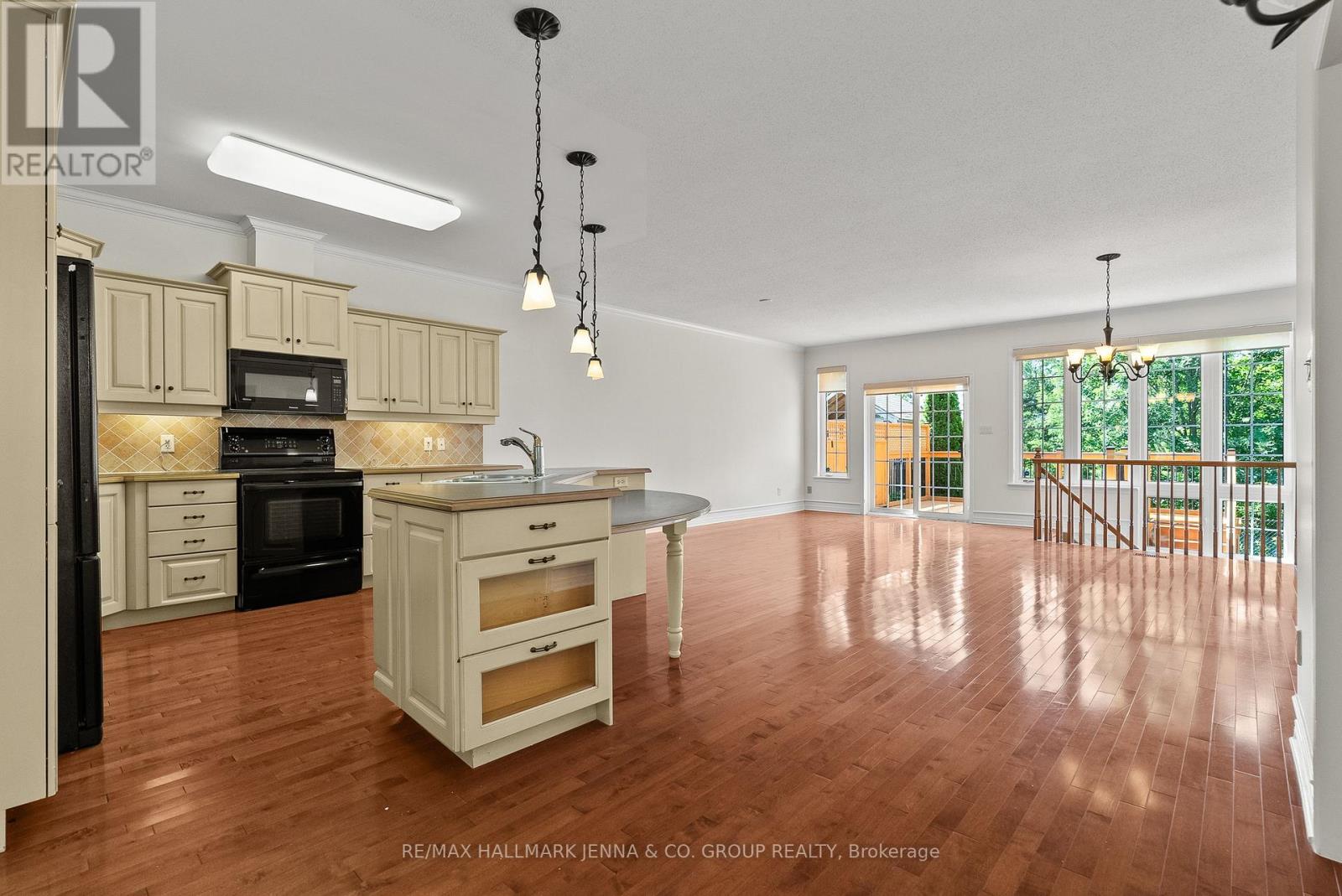 110 Heathercrest Private, Ottawa, Ontario  K2J 5E6 - Photo 8 - X13641846