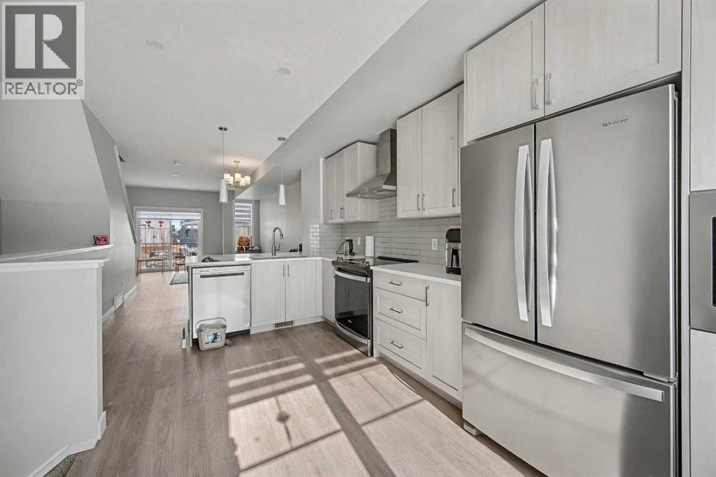 613 Sage Hill Grove NW, Calgary, Alberta  T3R 2A2 - Photo 11 - A2293427