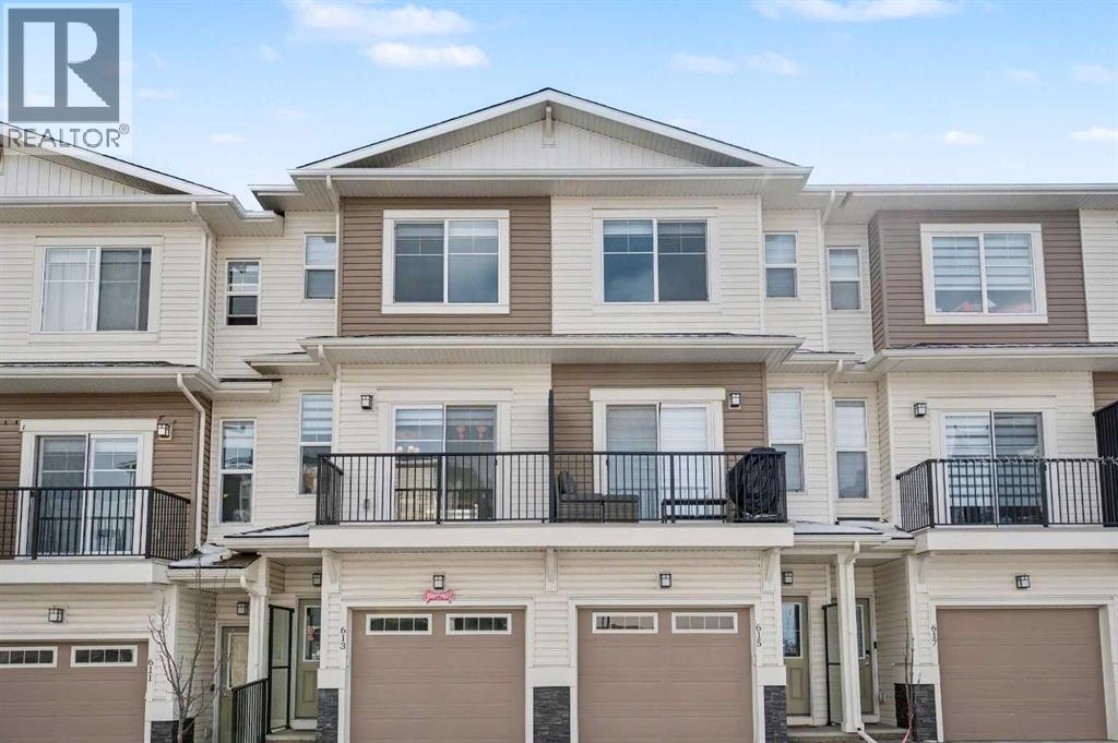 613 Sage Hill Grove NW, Calgary, Alberta