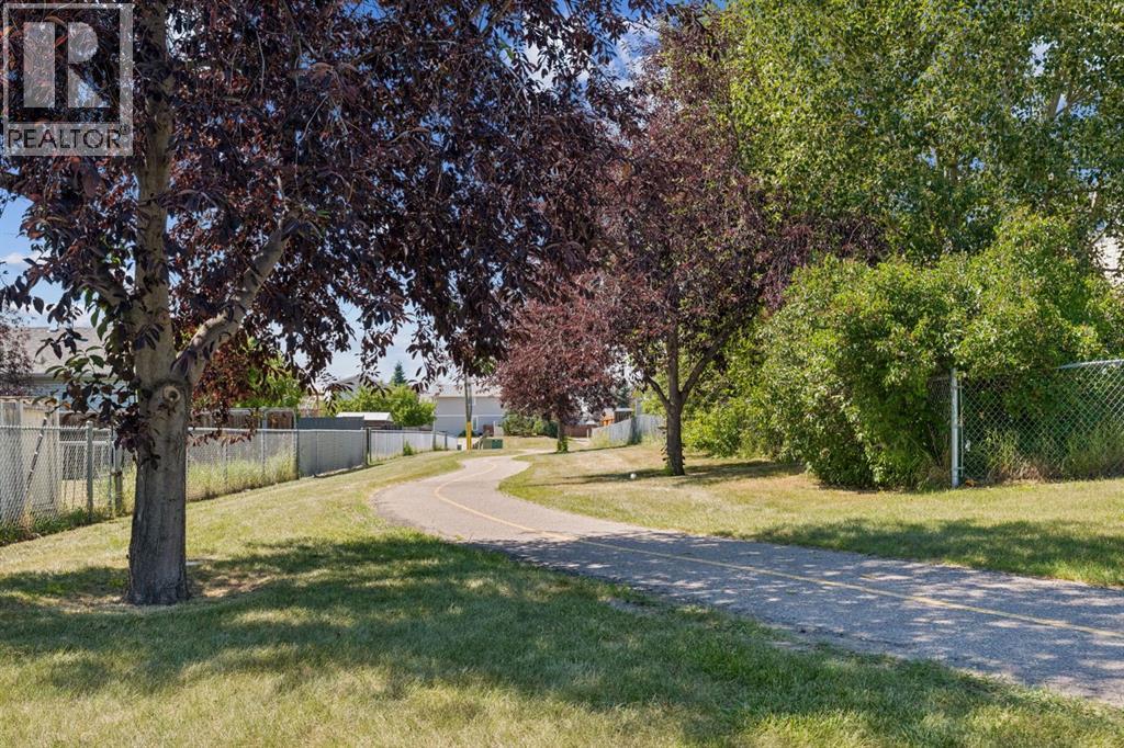 51 San Diego Place NE, Calgary, Alberta  T1Y 7A3 - Photo 35 - A2332708