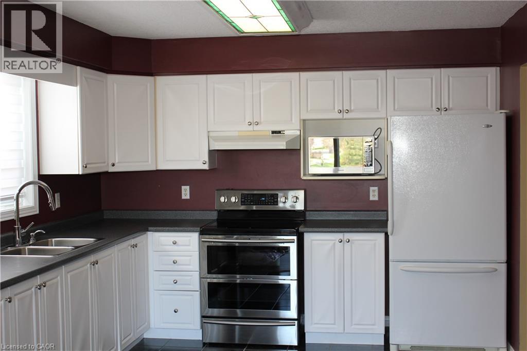 184 Northampton Crescent Unit# B, Waterloo, Ontario  N2T 2M5 - Photo 7 - 40852762