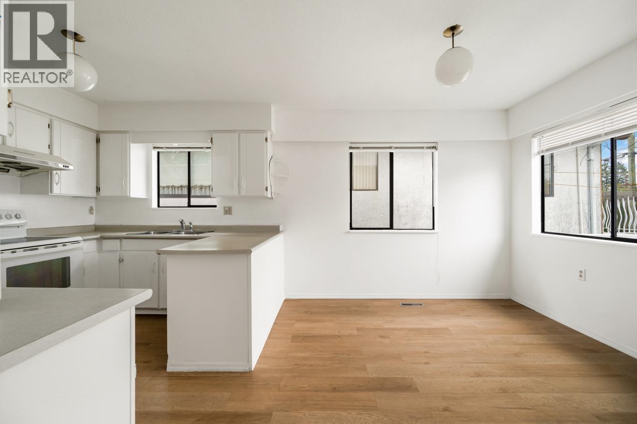 2539 E 34th Avenue, Vancouver, British Columbia V5R 2T1 - Photo 25 - R3153002