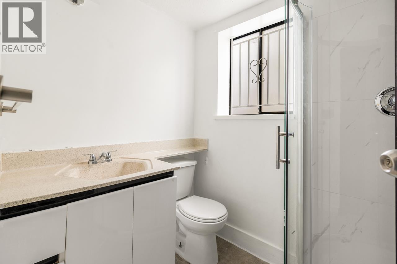 2539 E 34th Avenue, Vancouver, British Columbia V5R 2T1 - Photo 4 - R3153002