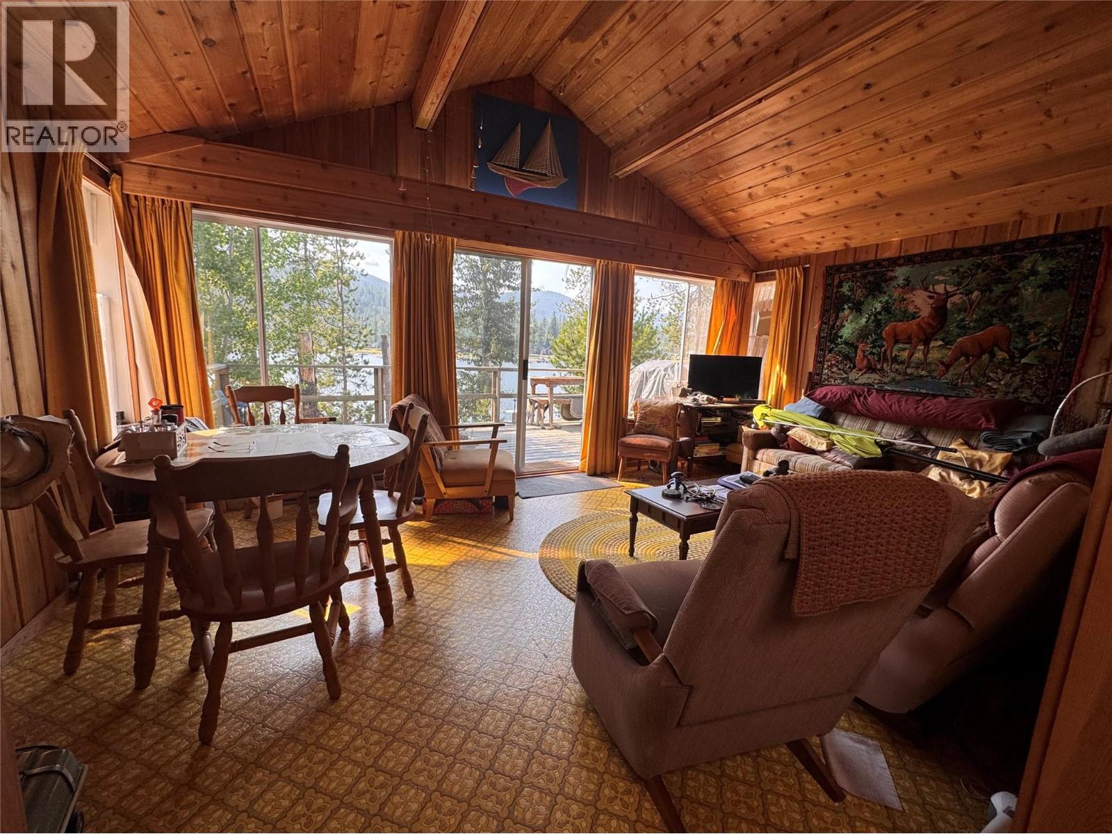 9748 Braunagel Road, Moyie, British Columbia  V0B 2A0 - Photo 8 - 10396702