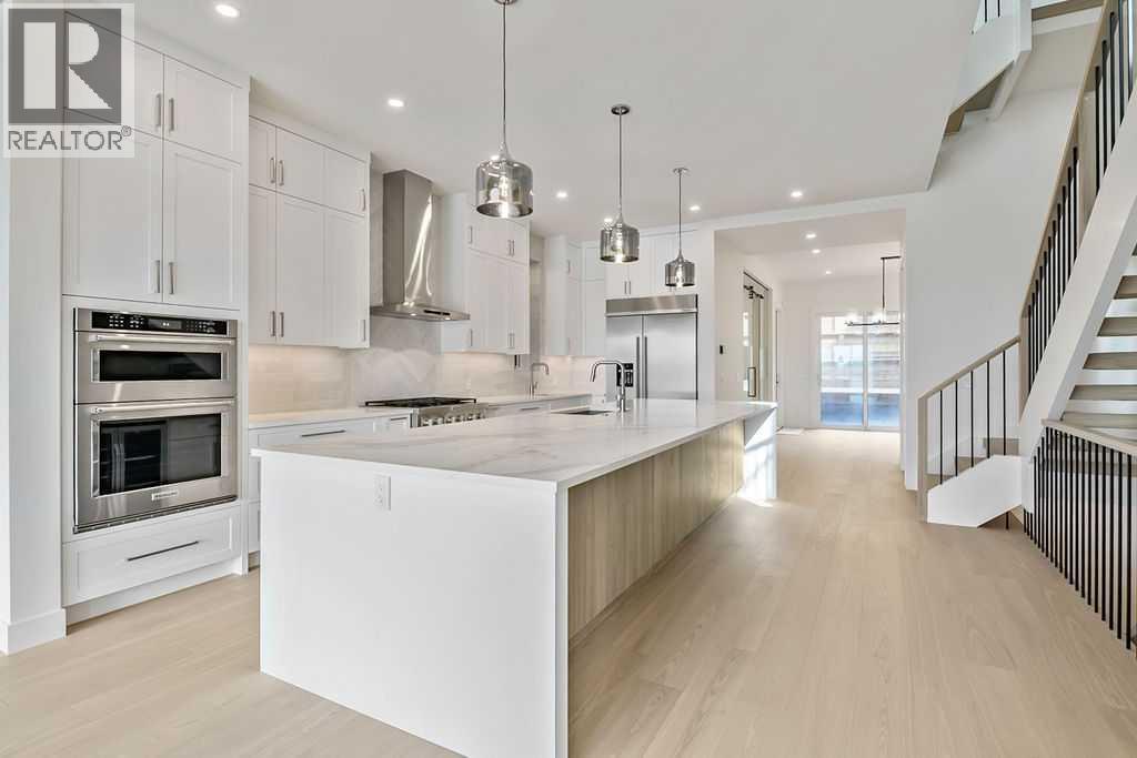 712 Bridge Crescent NE, Calgary, Alberta  T2E 5B5 - Photo 10 - A2288587