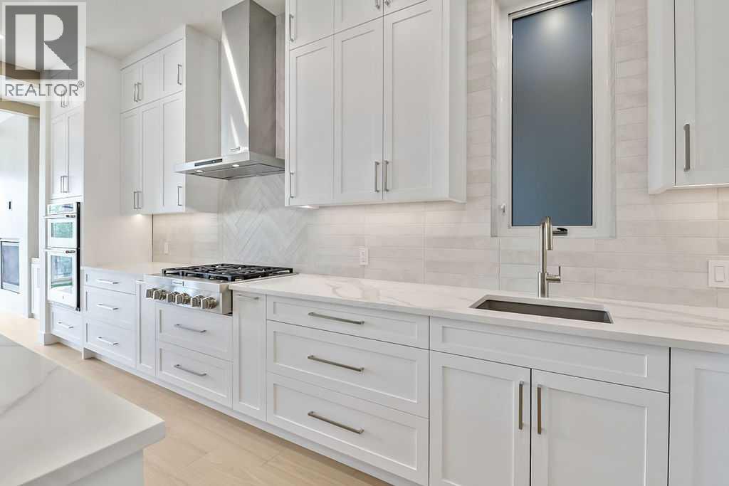712 Bridge Crescent NE, Calgary, Alberta  T2E 5B5 - Photo 14 - A2288587
