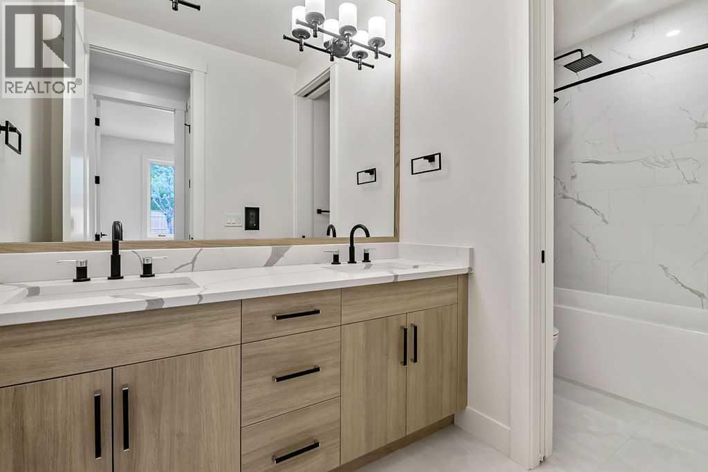 712 Bridge Crescent NE, Calgary, Alberta  T2E 5B5 - Photo 32 - A2288587