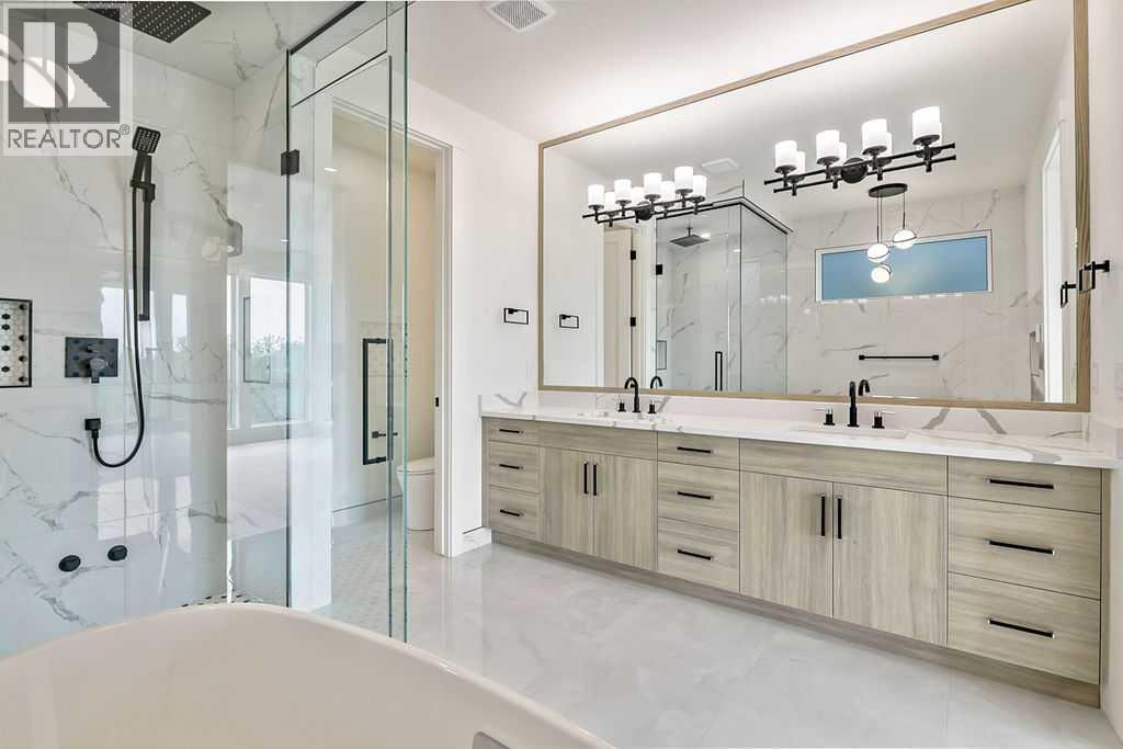 712 Bridge Crescent NE, Calgary, Alberta  T2E 5B5 - Photo 30 - A2288587
