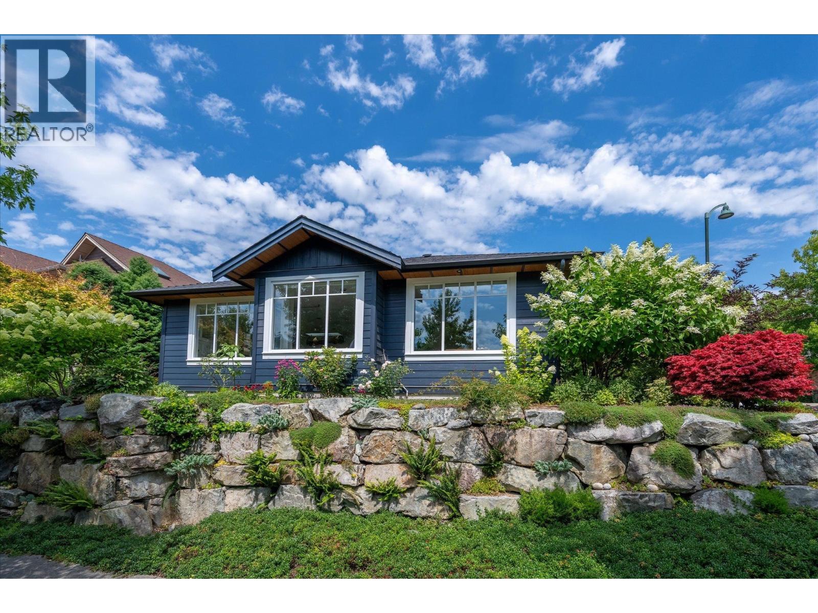 2985 STRANGWAY PLACE, Squamish, British Columbia